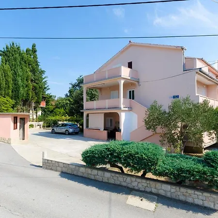 Slavica Lopar