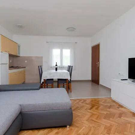 Slavica Apartmán *
