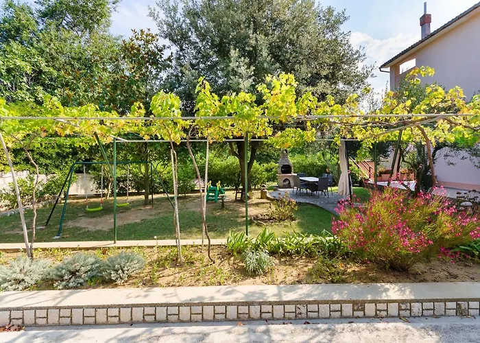Slavica Apartman *